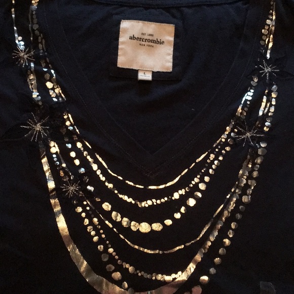 Rare Abercrombie Kids Festive Christmas Season Tee - Picture 8 of 8